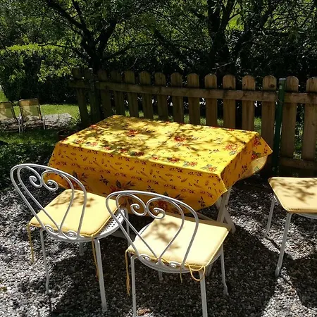 Bed & Breakfast Welcome To Lavaux *